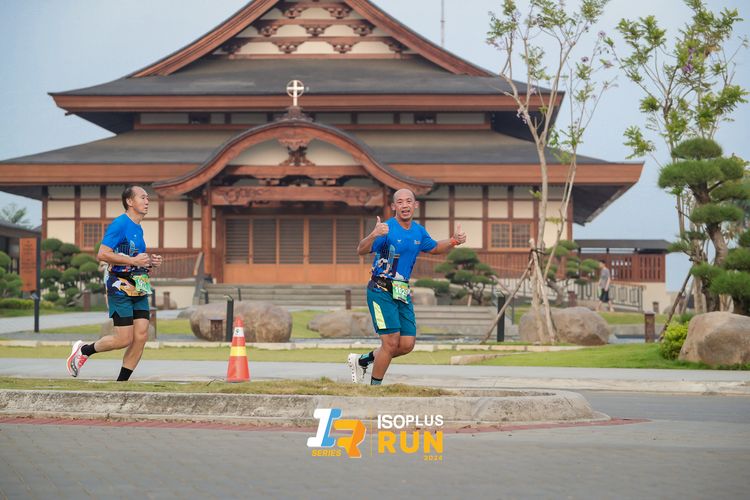 Race photo from ISOPlus Run 2024 Jakarta