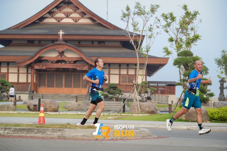 Race photo from ISOPlus Run 2024 Jakarta