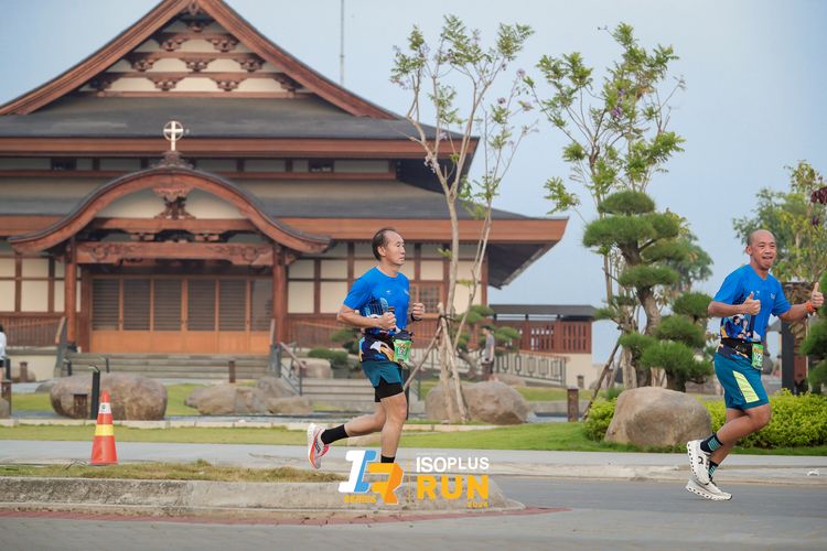 Race photo from ISOPlus Run 2024 Jakarta