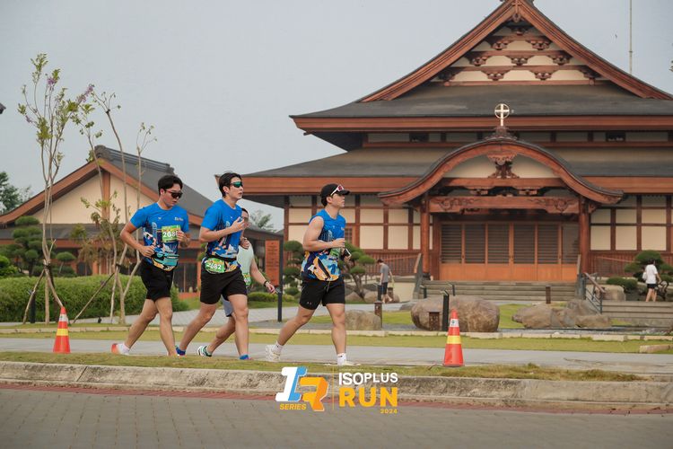 Race photo from ISOPlus Run 2024 Jakarta