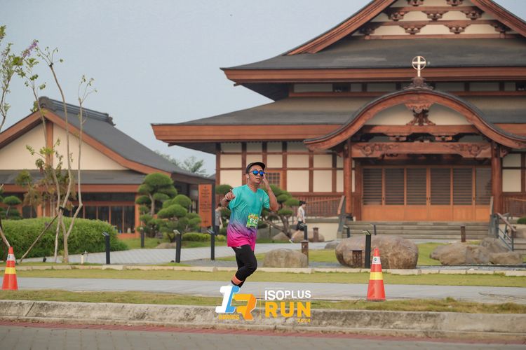 Race photo from ISOPlus Run 2024 Jakarta