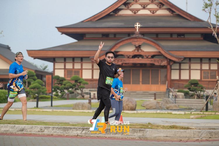 Race photo from ISOPlus Run 2024 Jakarta