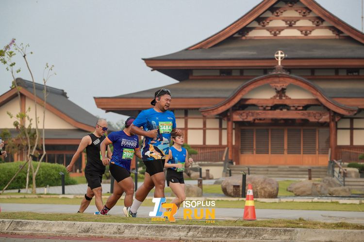 Race photo from ISOPlus Run 2024 Jakarta