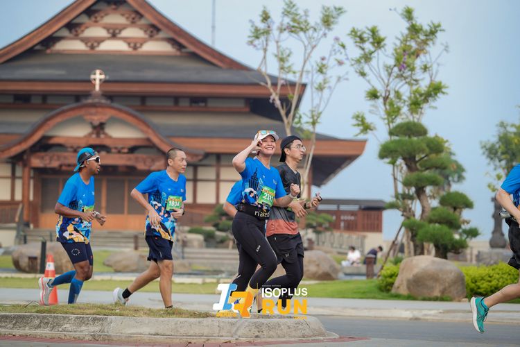 Race photo from ISOPlus Run 2024 Jakarta