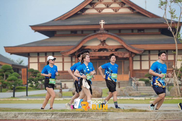 Race photo from ISOPlus Run 2024 Jakarta