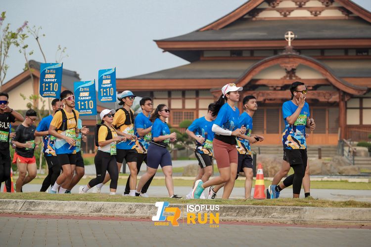 Race photo from ISOPlus Run 2024 Jakarta