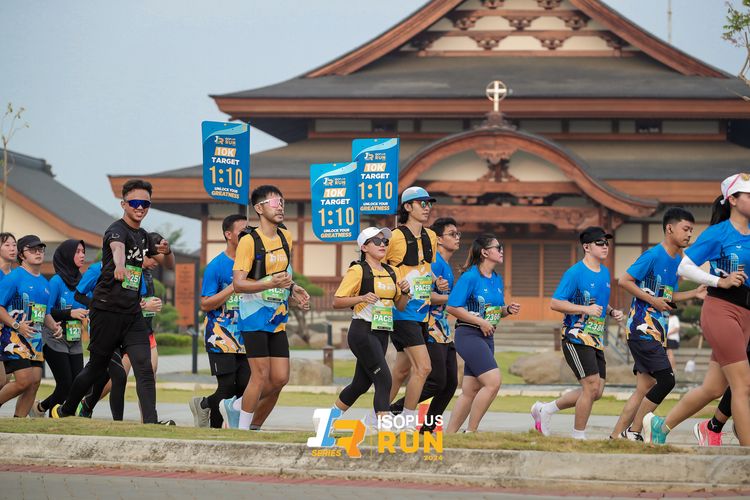 Race photo from ISOPlus Run 2024 Jakarta