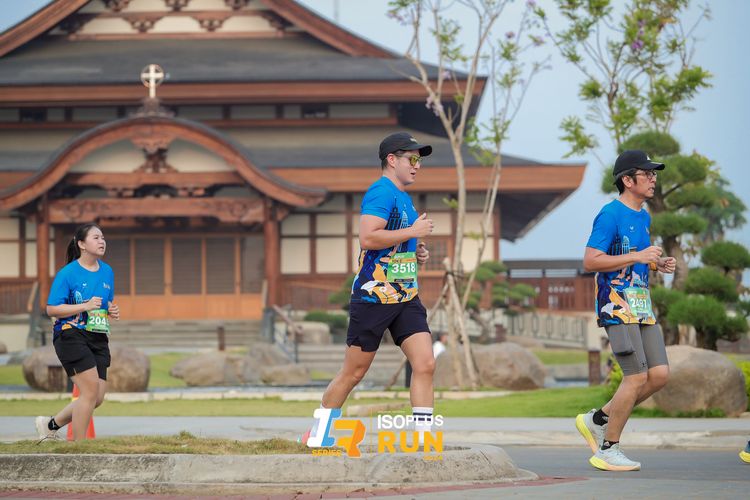 Race photo from ISOPlus Run 2024 Jakarta