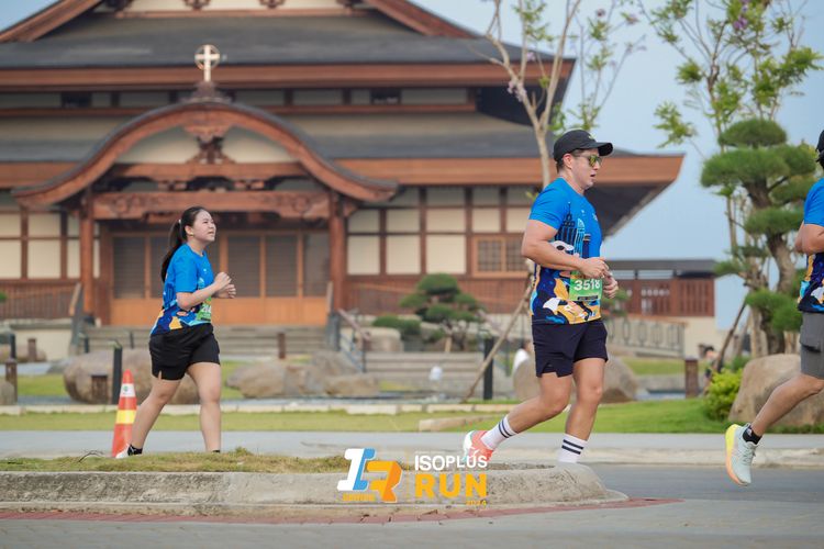 Race photo from ISOPlus Run 2024 Jakarta