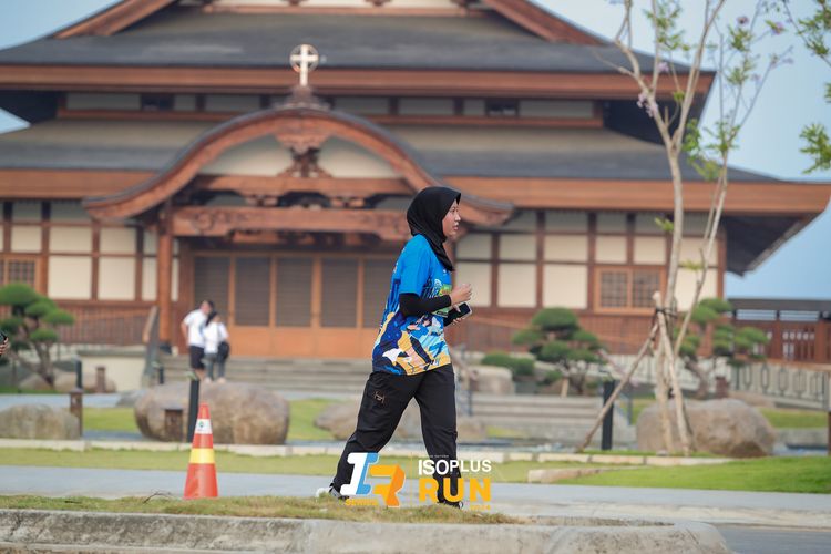 Race photo from ISOPlus Run 2024 Jakarta