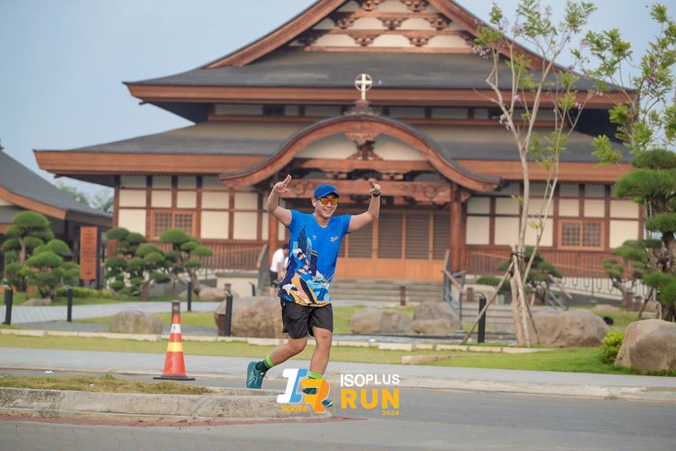 Race photo from ISOPlus Run 2024 Jakarta
