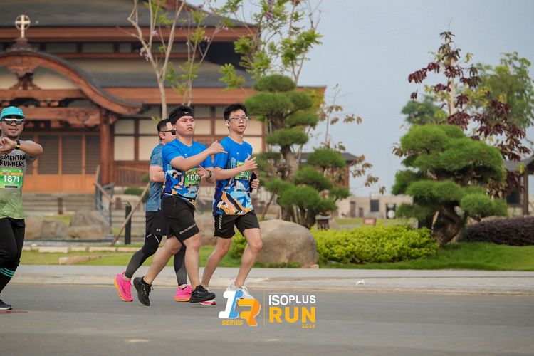 Race photo from ISOPlus Run 2024 Jakarta