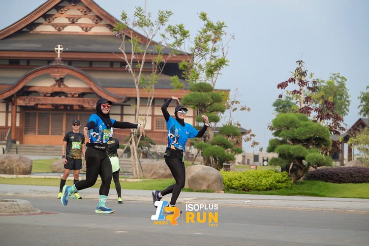 Race photo from ISOPlus Run 2024 Jakarta