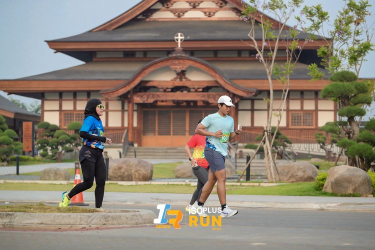 Race photo from ISOPlus Run 2024 Jakarta