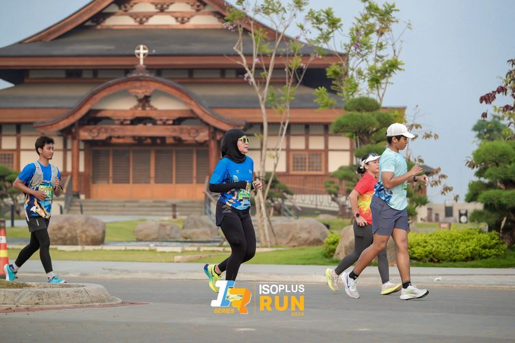 Race photo from ISOPlus Run 2024 Jakarta
