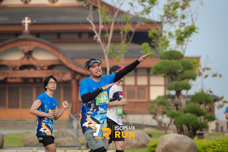 Race photo from ISOPlus Run 2024 Jakarta