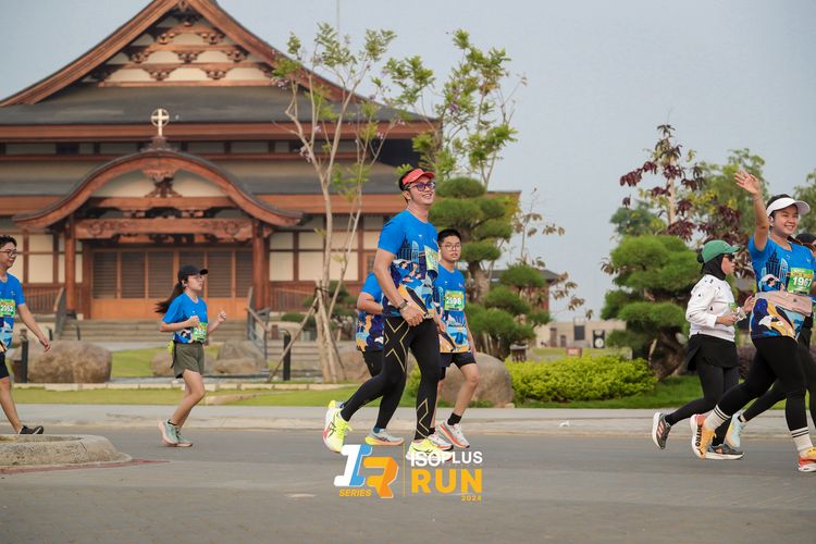 Race photo from ISOPlus Run 2024 Jakarta