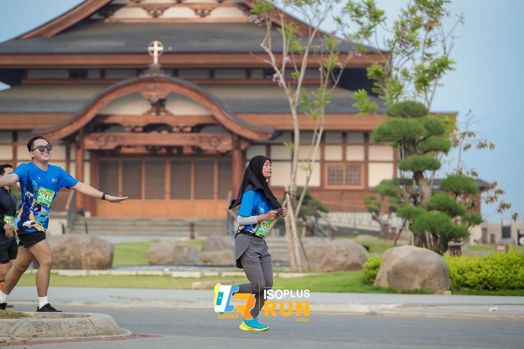 Race photo from ISOPlus Run 2024 Jakarta