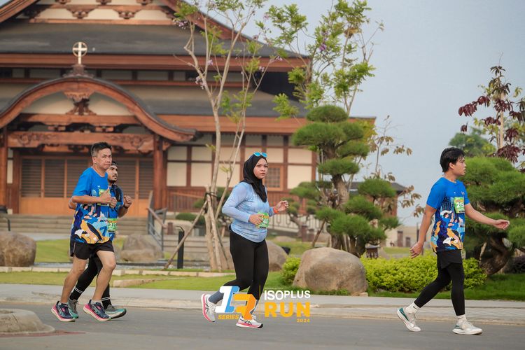 Race photo from ISOPlus Run 2024 Jakarta