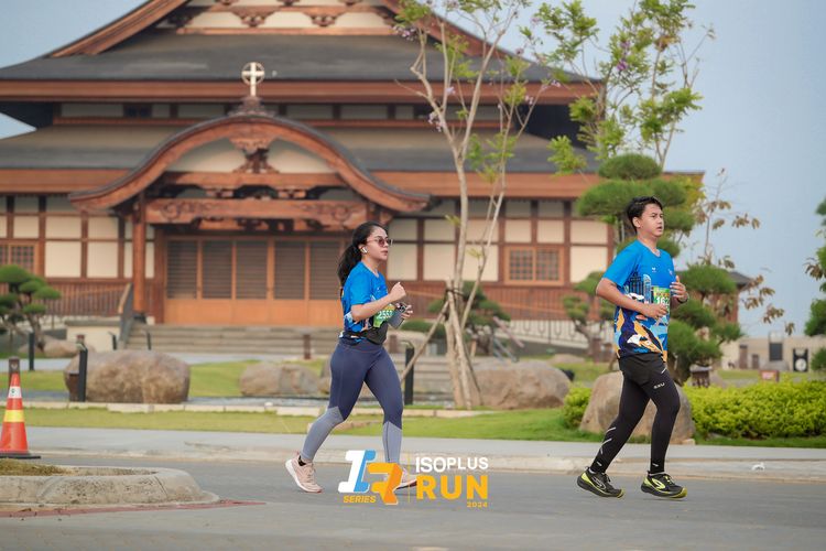 Race photo from ISOPlus Run 2024 Jakarta