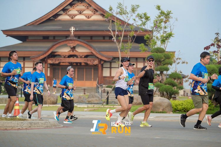 Race photo from ISOPlus Run 2024 Jakarta