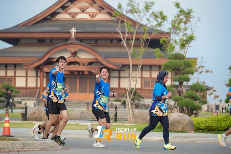 Race photo from ISOPlus Run 2024 Jakarta