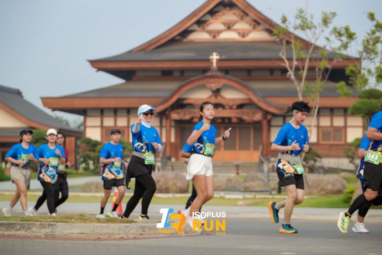 Race photo from ISOPlus Run 2024 Jakarta