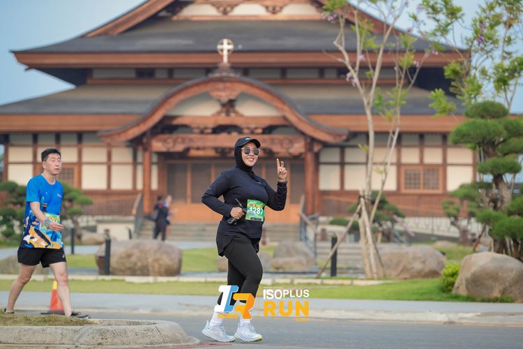 Race photo from ISOPlus Run 2024 Jakarta