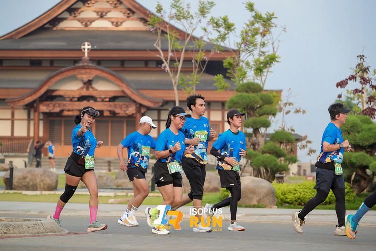 Race photo from ISOPlus Run 2024 Jakarta