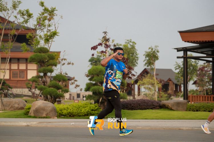 Race photo from ISOPlus Run 2024 Jakarta