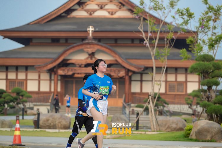 Race photo from ISOPlus Run 2024 Jakarta