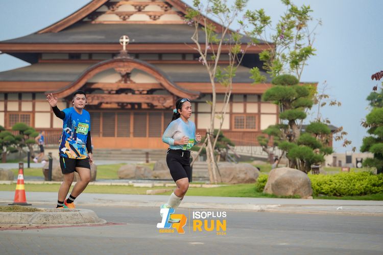 Race photo from ISOPlus Run 2024 Jakarta
