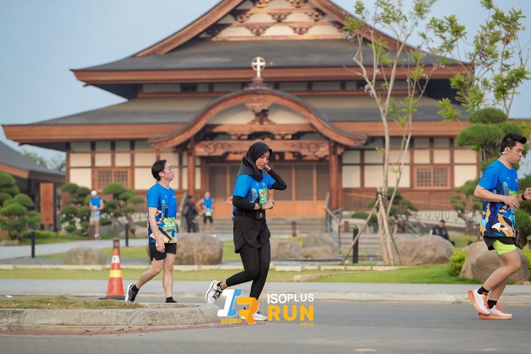 Race photo from ISOPlus Run 2024 Jakarta