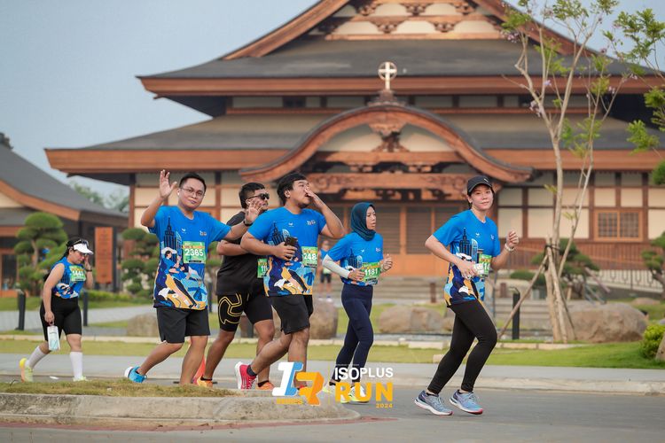 Race photo from ISOPlus Run 2024 Jakarta