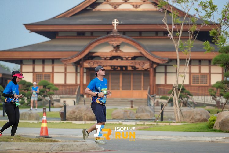 Race photo from ISOPlus Run 2024 Jakarta