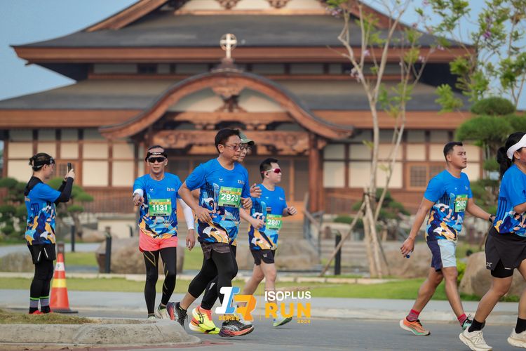 Race photo from ISOPlus Run 2024 Jakarta