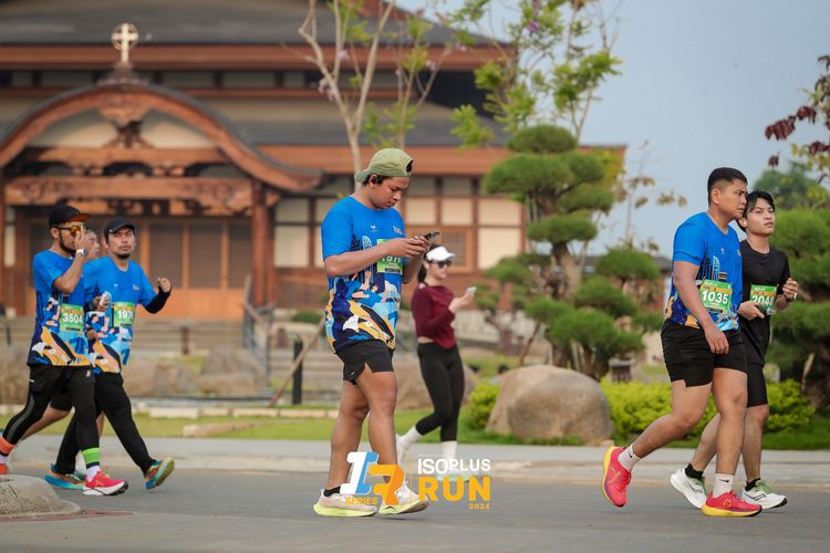 Race photo from ISOPlus Run 2024 Jakarta