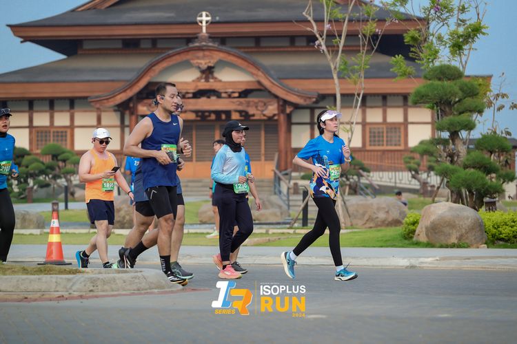 Race photo from ISOPlus Run 2024 Jakarta