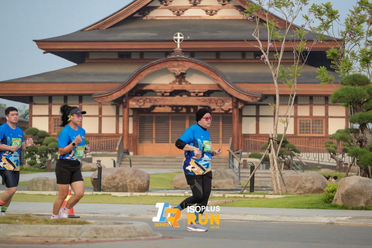 Race photo from ISOPlus Run 2024 Jakarta