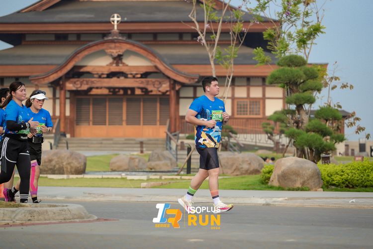 Race photo from ISOPlus Run 2024 Jakarta