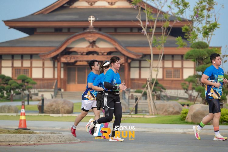 Race photo from ISOPlus Run 2024 Jakarta