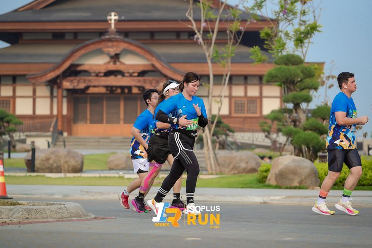 Race photo from ISOPlus Run 2024 Jakarta