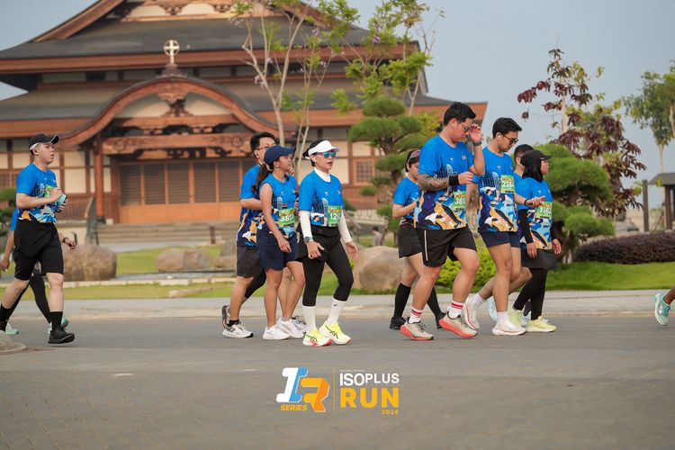 Race photo from ISOPlus Run 2024 Jakarta