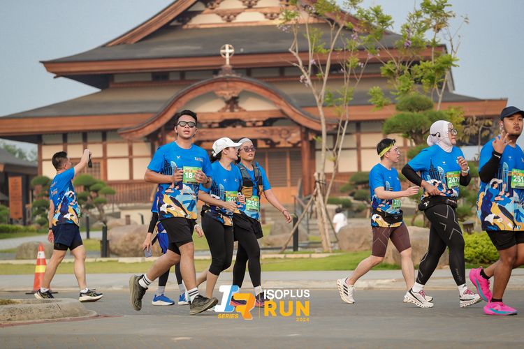 Race photo from ISOPlus Run 2024 Jakarta
