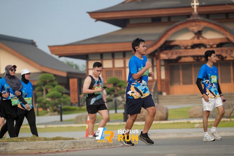 Race photo from ISOPlus Run 2024 Jakarta