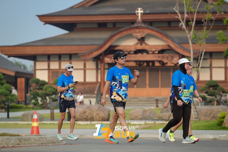 Race photo from ISOPlus Run 2024 Jakarta