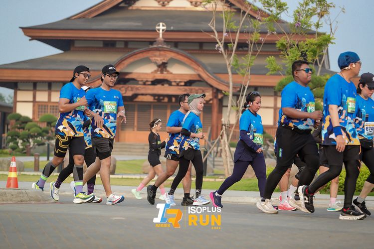 Race photo from ISOPlus Run 2024 Jakarta