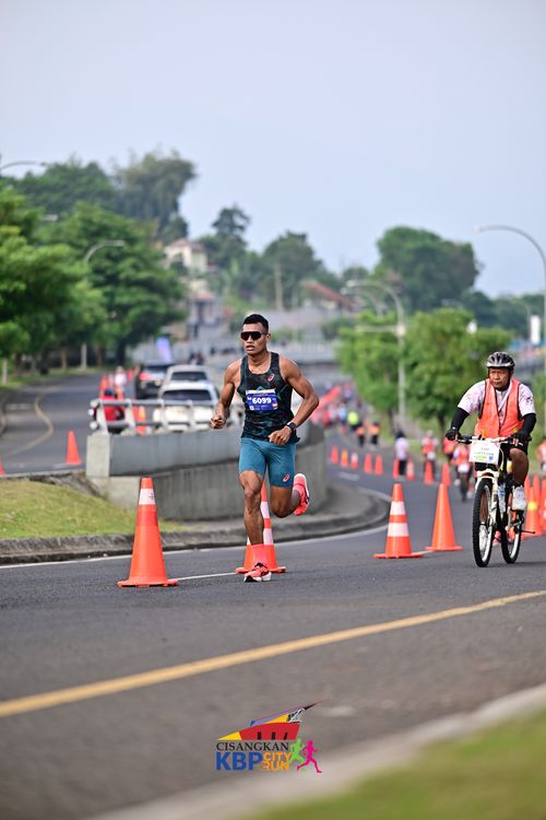 Race photo from CISANGKAN KBP CITY RUN 2025