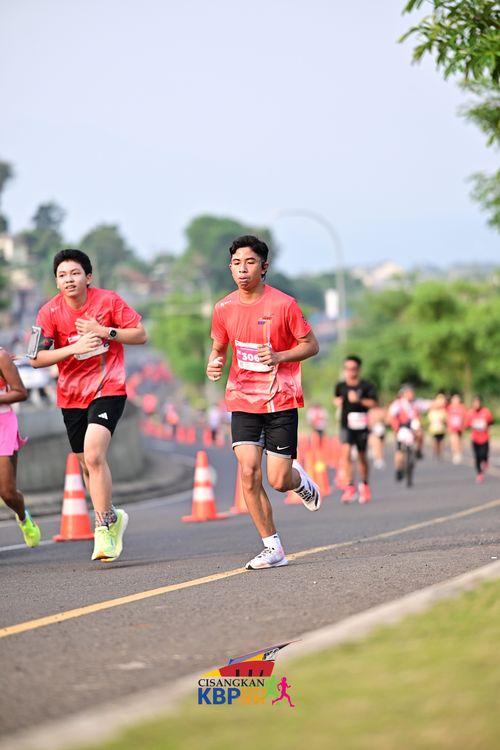 Race photo from CISANGKAN KBP CITY RUN 2025