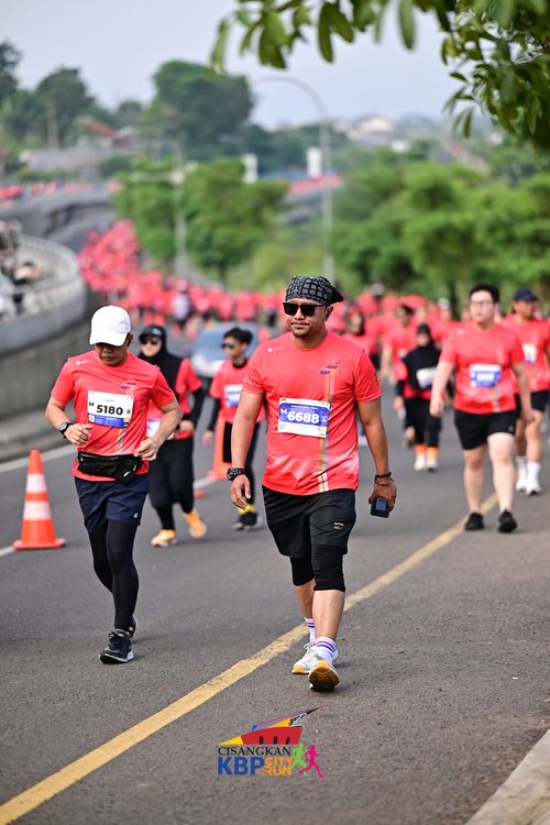 Race photo from CISANGKAN KBP CITY RUN 2025